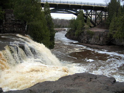 Hike Gooseberry Falls: five falls in one loop
